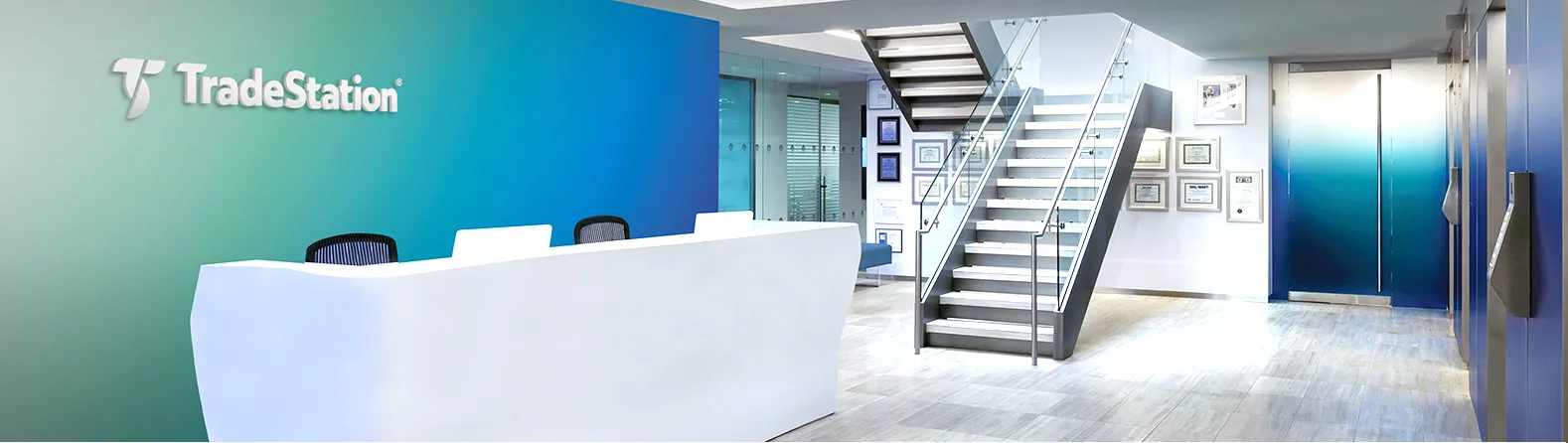 TradeStation - Reception Desk