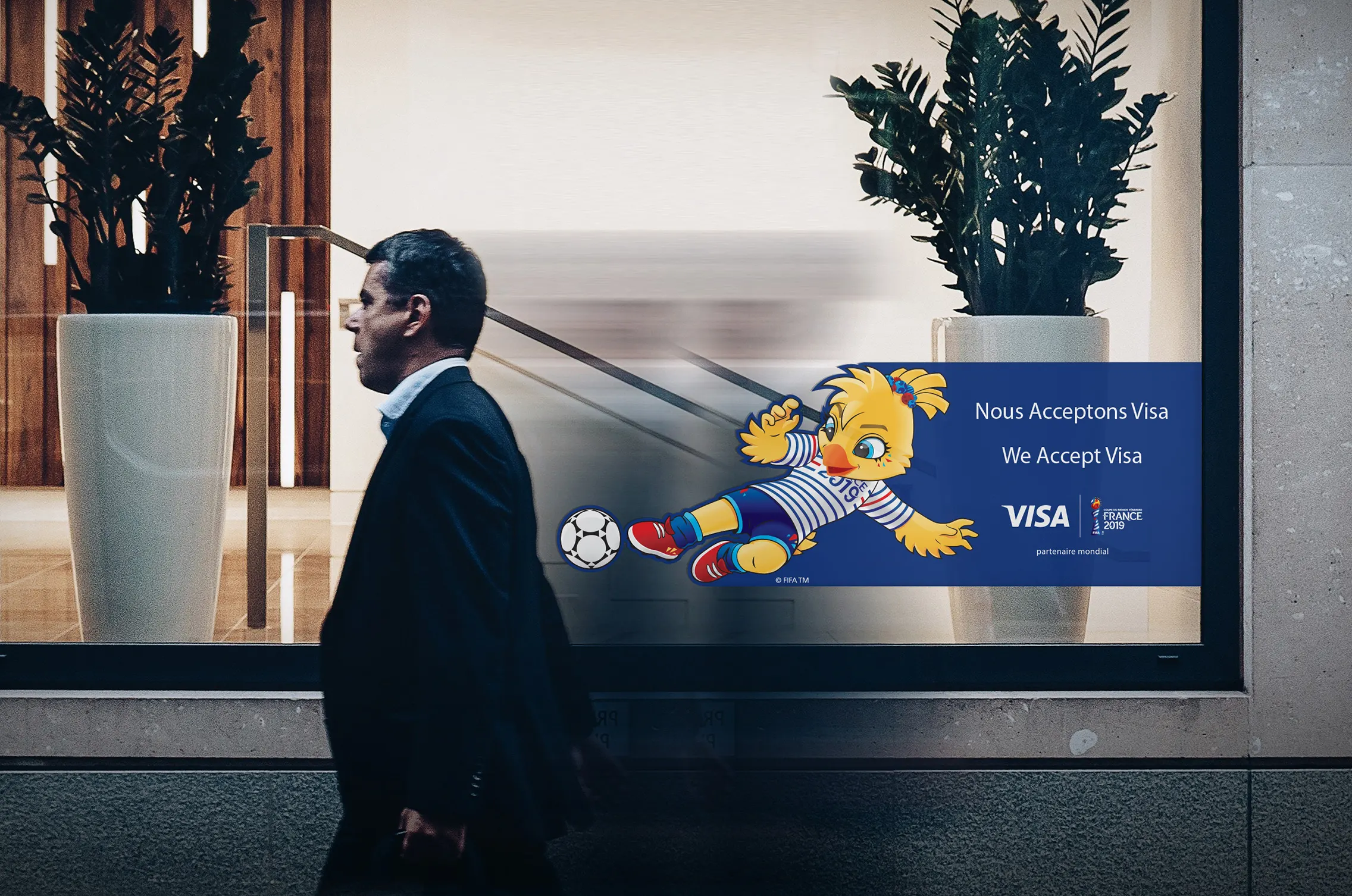 Visa France - Man walking